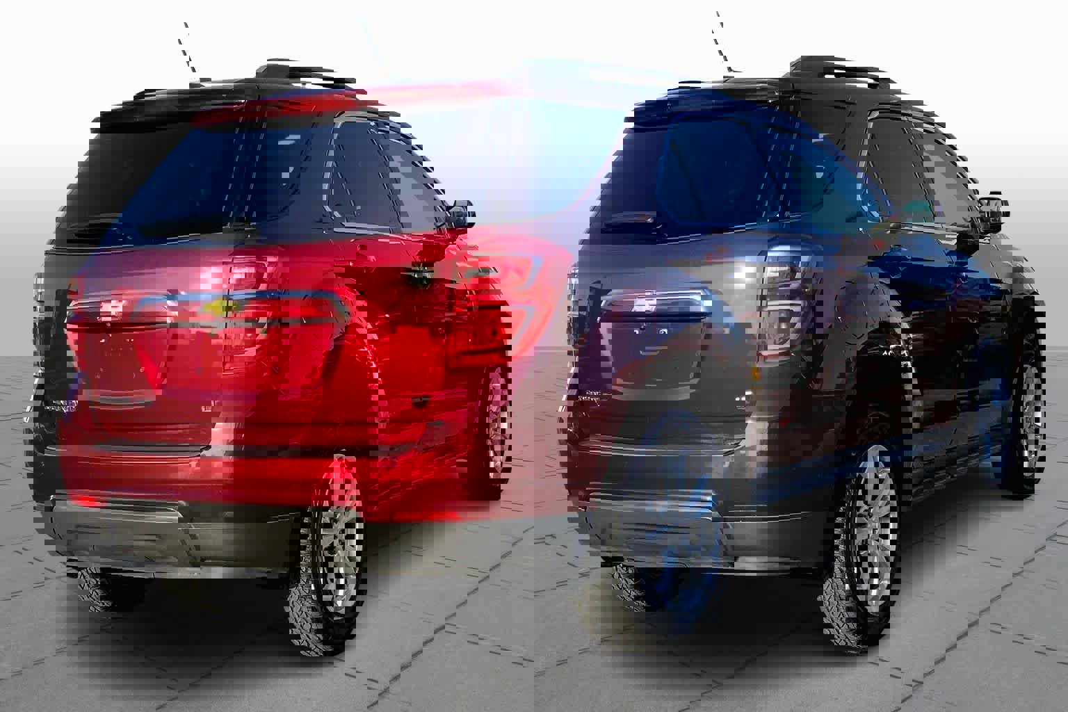 Used 2017 Chevrolet Equinox LT w/ Convenience Package image 12