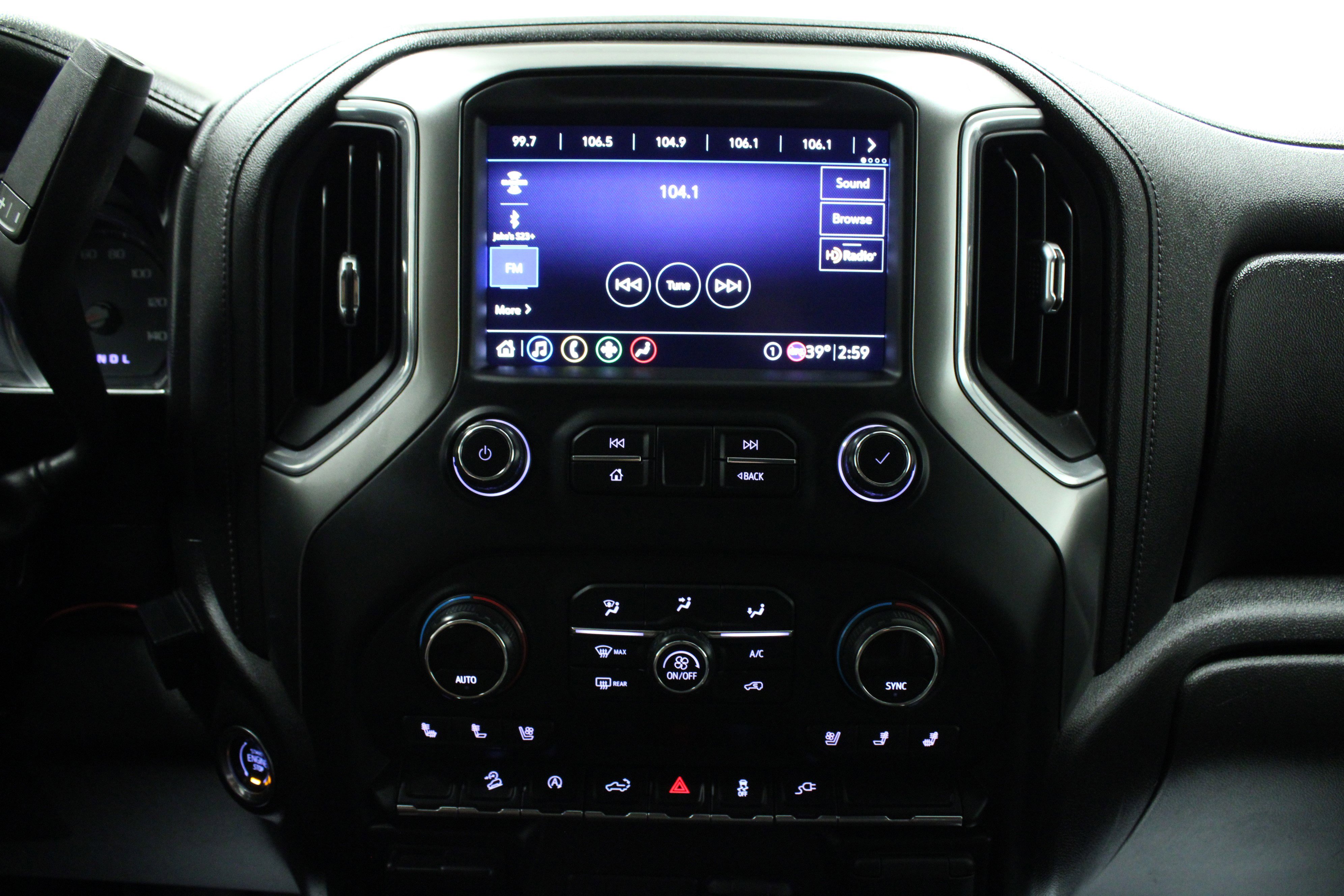 Used 2020 Chevrolet Silverado 1500 LTZ w/ LTZ Convenience Package image 22