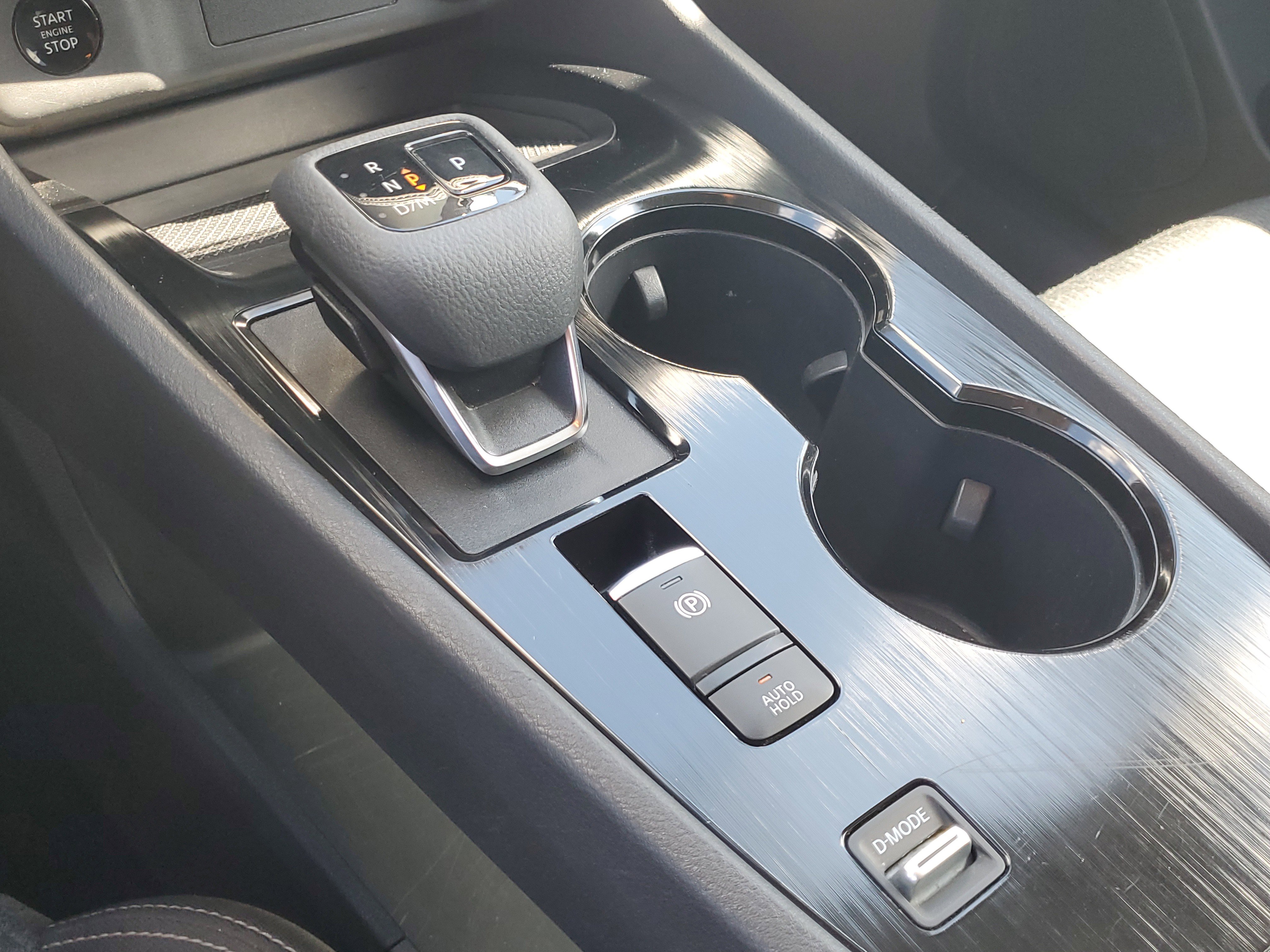 Used 2024 Nissan Rogue SV image 23