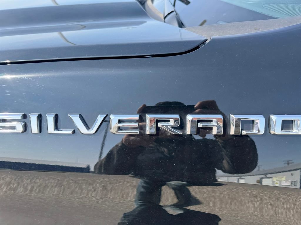 Used 2025 Chevrolet Silverado 1500 LT image 10
