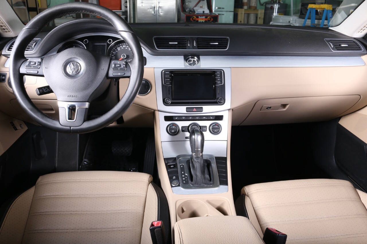 Used 2016 Volkswagen CC Sport FWD image 3