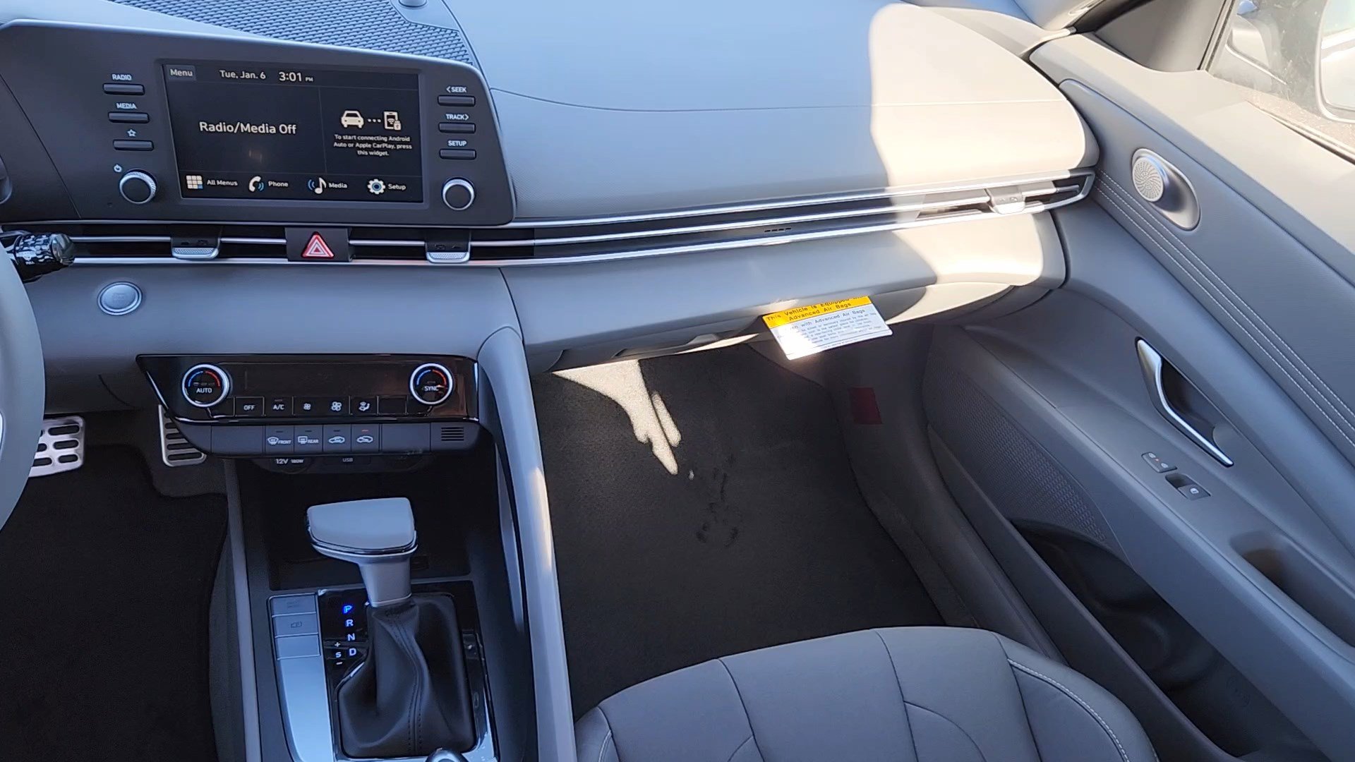 New 2026 Hyundai Elantra Sport image 6