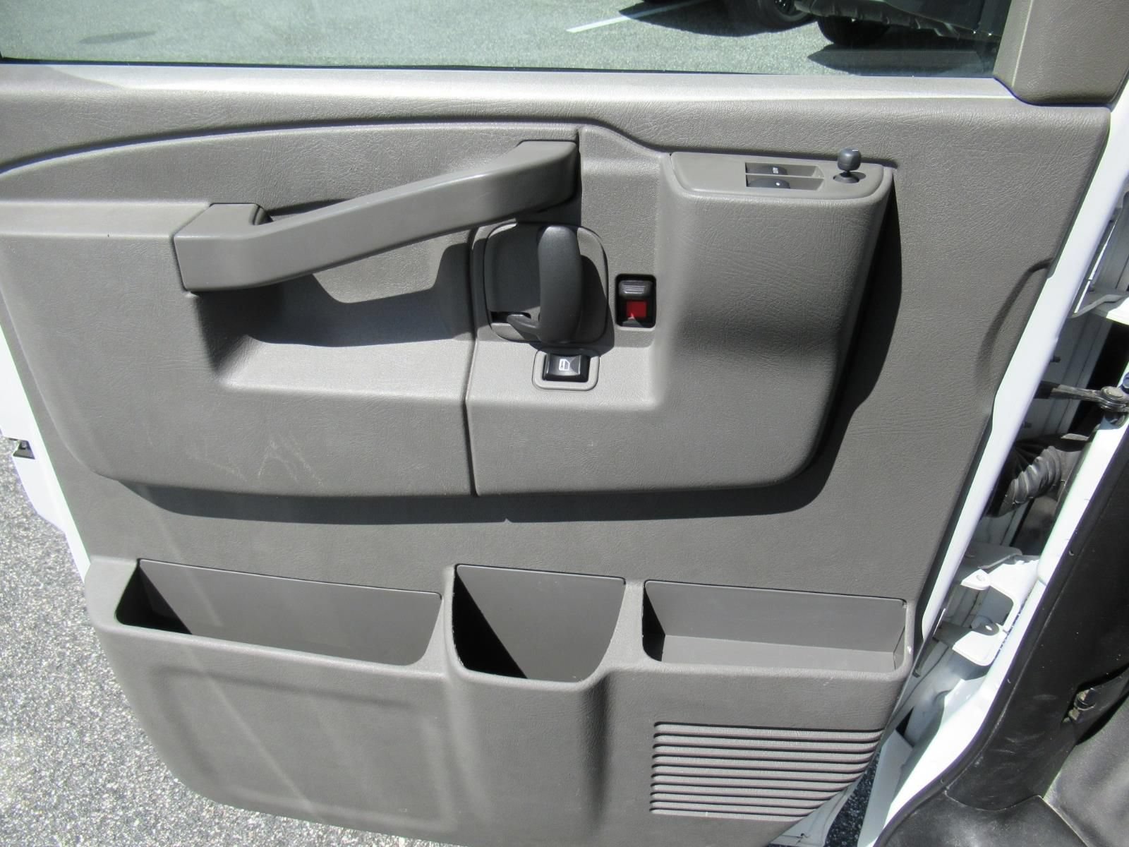 Used 2021 GMC Savana 2500 w/ Driver Convenience Package RWD image 24
