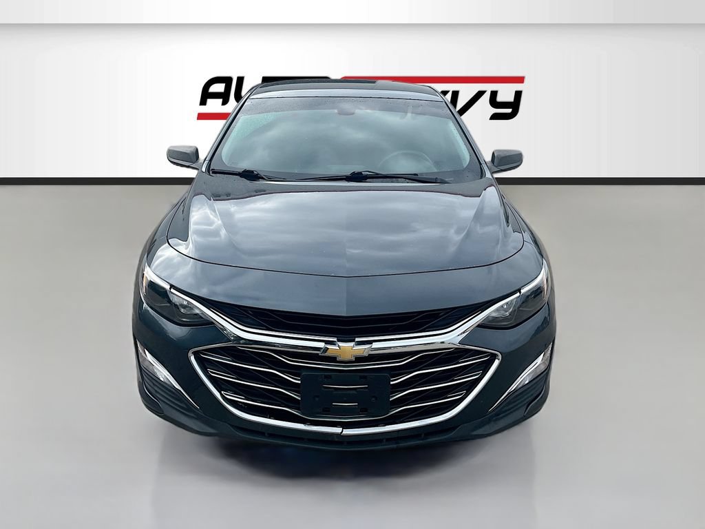Used 2020 Chevrolet Malibu LS FWD image 2