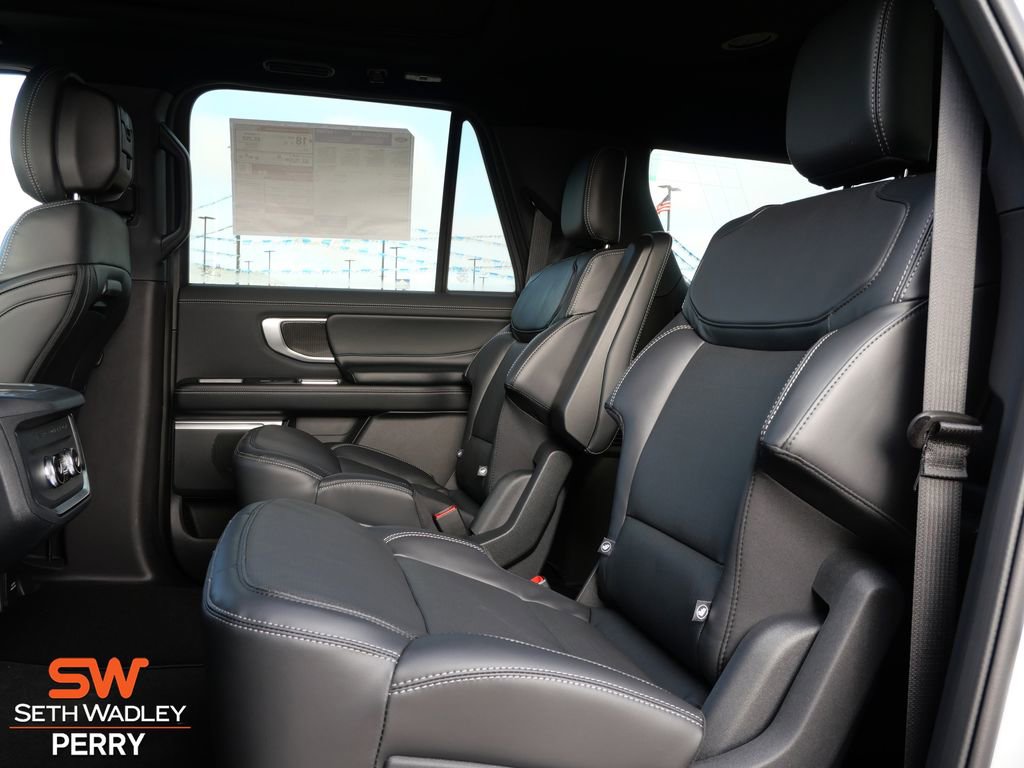 New 2026 Ford Expedition Max Platinum w/ Stealth Appearance Package image 15