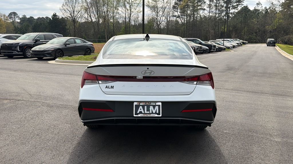 New 2026 Hyundai Elantra Sport image 6