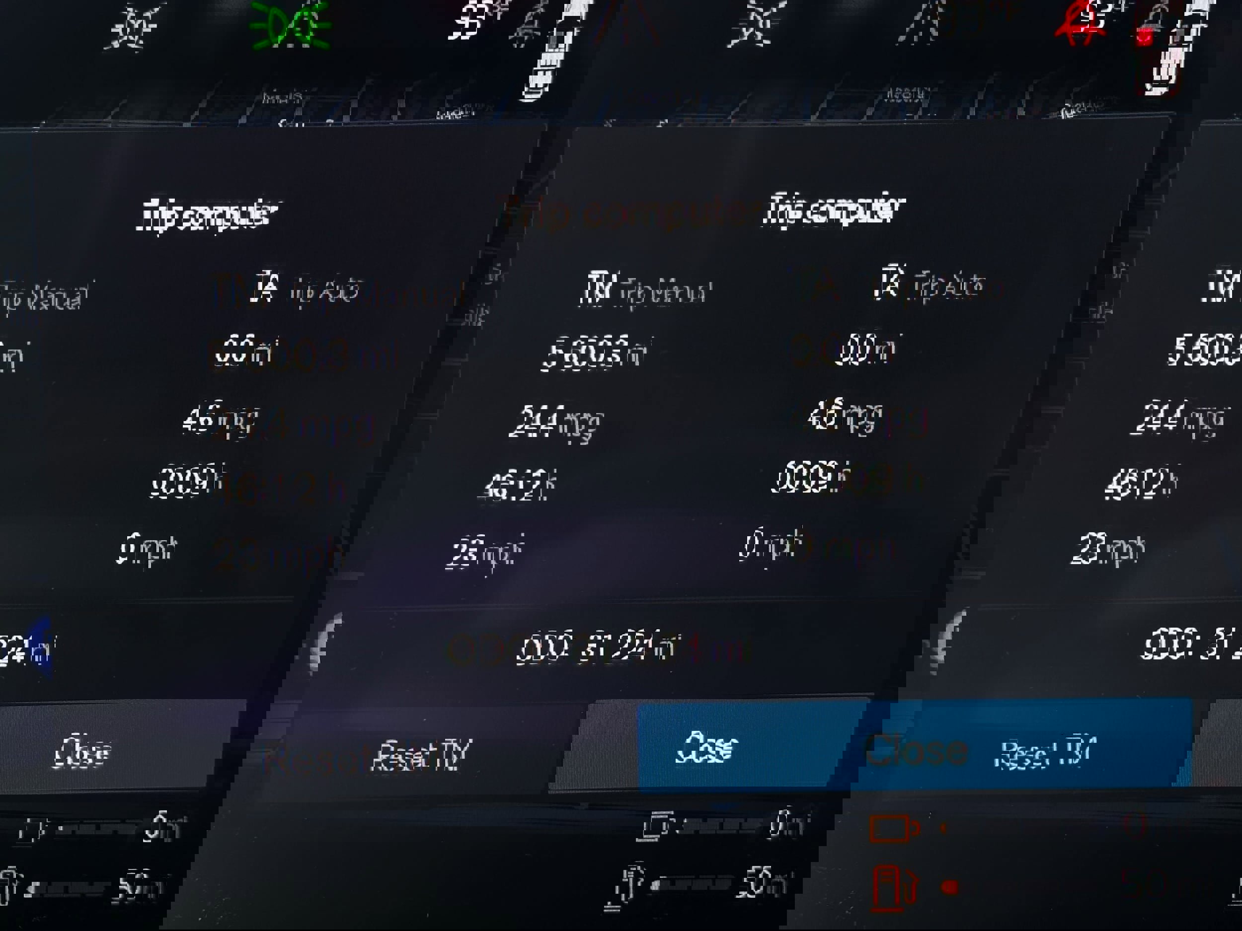 Certified 2023 Volvo XC90 T8 Core image 18