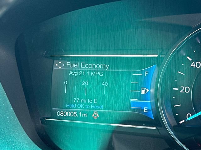 Used 2019 Ford Explorer XLT w/ Equipment Group 202A AWD/4WD image 12