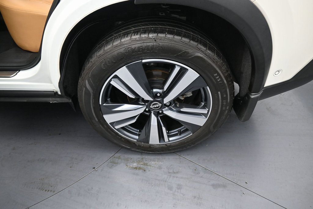 Used 2022 Nissan Rogue Platinum w/ Head-Up Display Package image 47