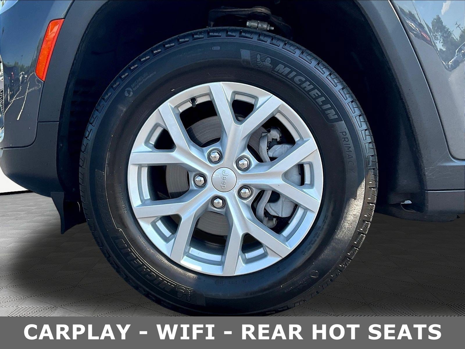 Used 2024 Jeep Grand Cherokee Limited AWD/4WD image 35