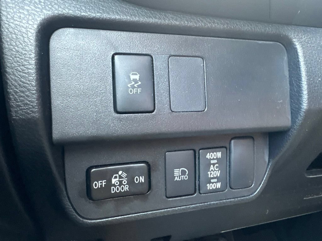 Used 2023 Toyota Tacoma TRD Off-Road AWD/4WD image 25