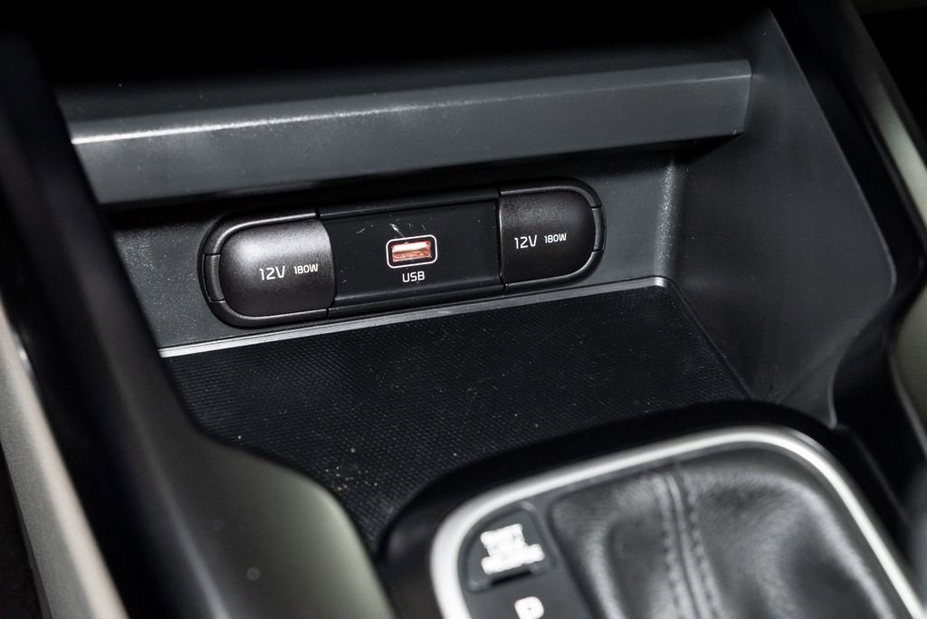 Certified 2020 Kia Soul LX image 20