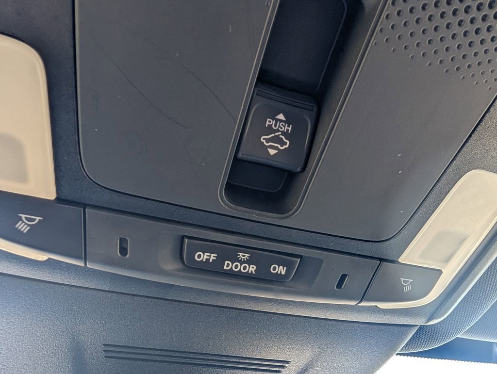 Certified 2025 Honda CR-V Sport image 12