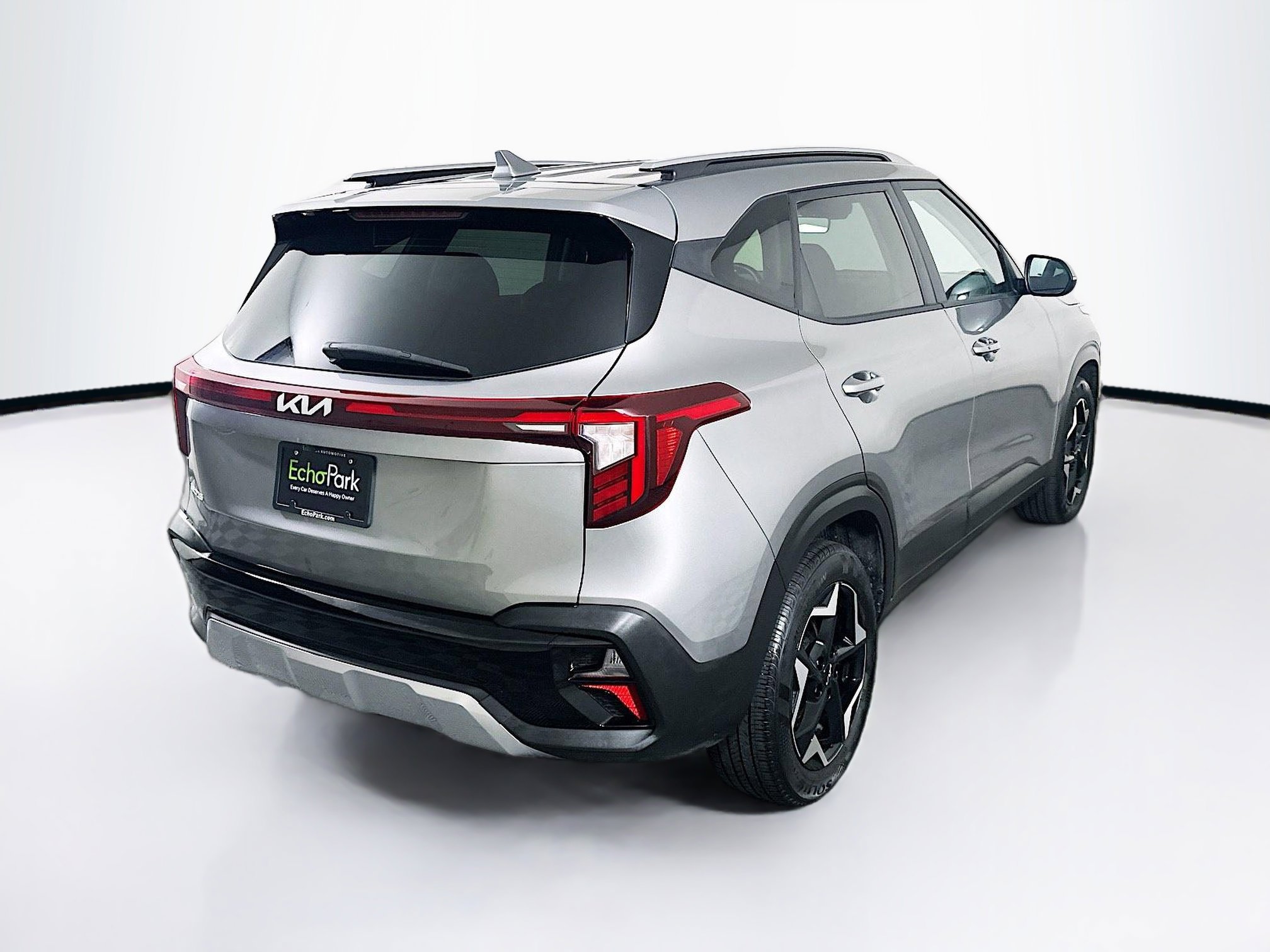 Used 2025 Kia Seltos S FWD image 9