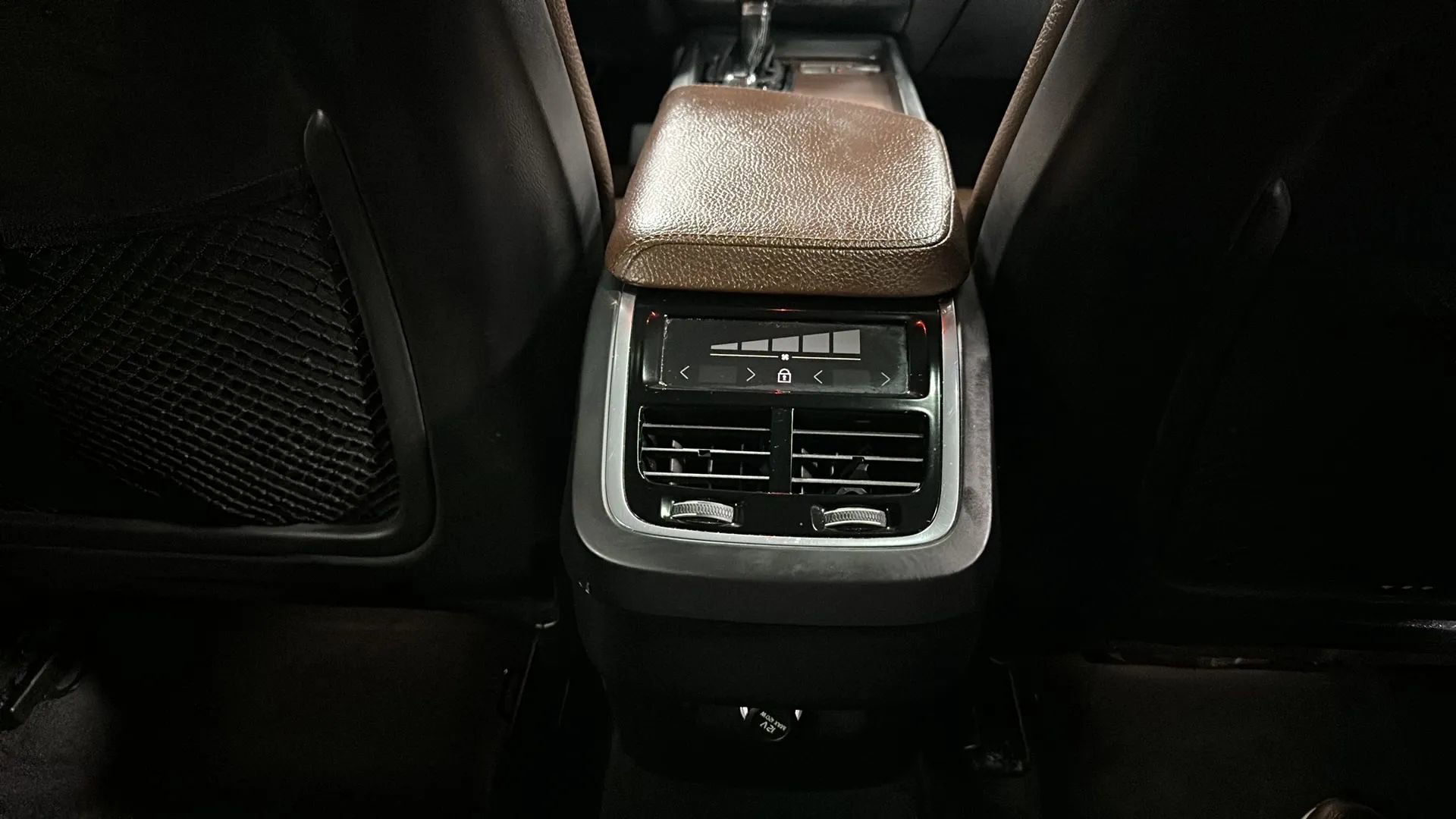 Used 2019 Volvo XC60 T5 Inscription w/ Protection Package Premier image 20