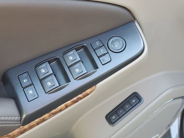Certified 2019 Chevrolet Tahoe Premier AWD/4WD image 17