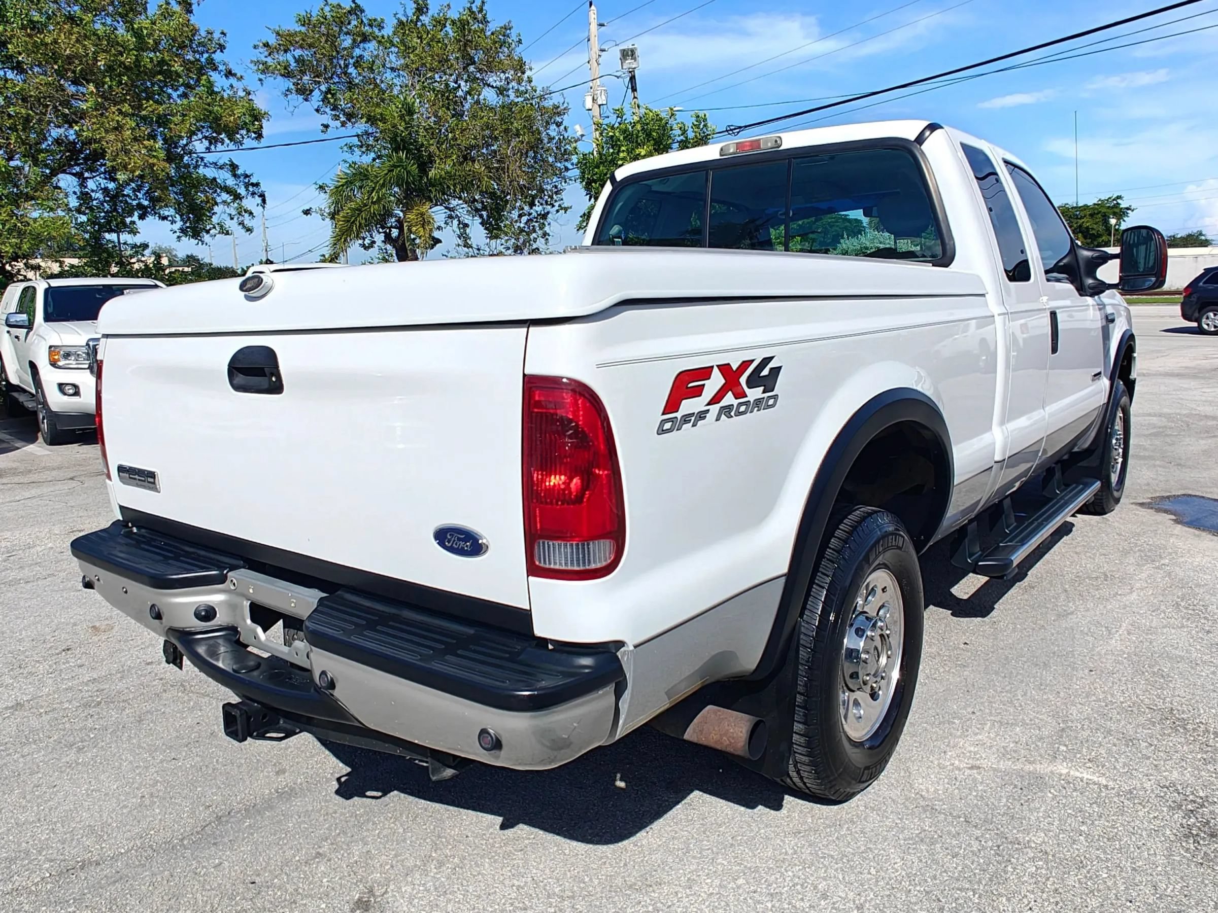 Used 2007 Ford F250 XLT AWD/4WD image 8