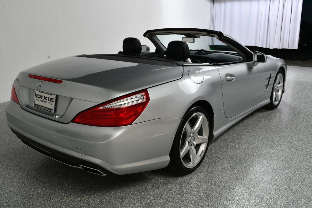 Used 2014 Mercedes-Benz SL 550 image 10