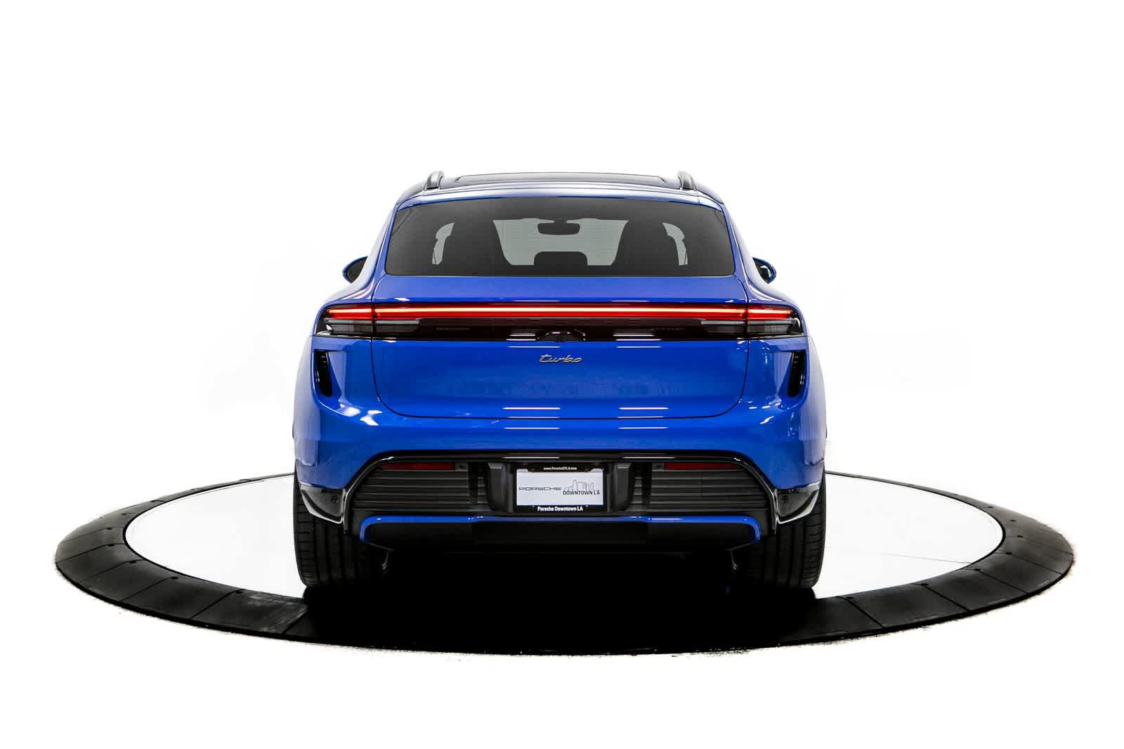 New 2026 Porsche Macan Turbo Electric AWD/4WD image 6