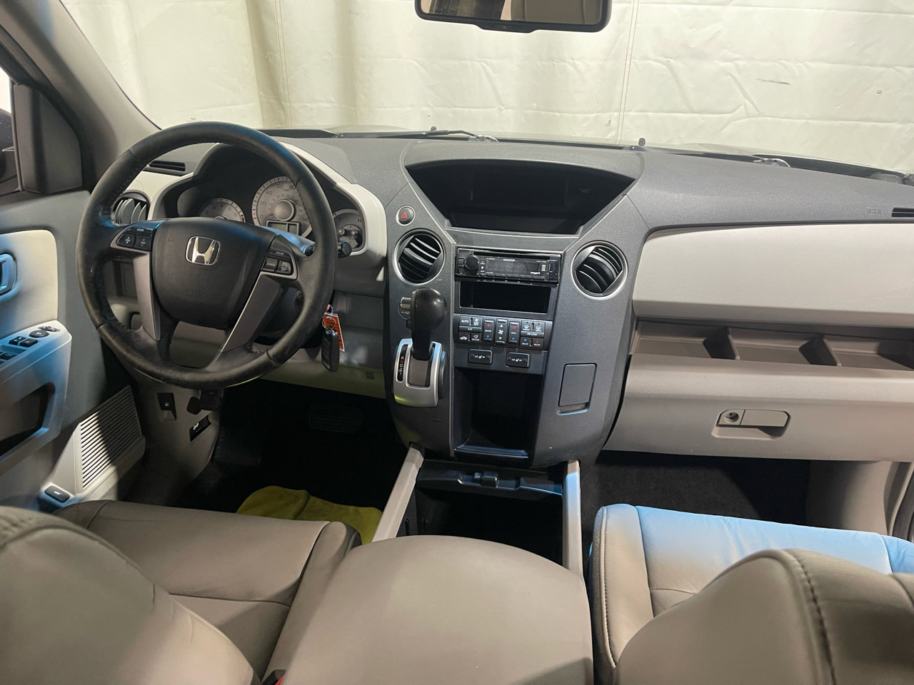 Used 2011 Honda Pilot EX-L image 17