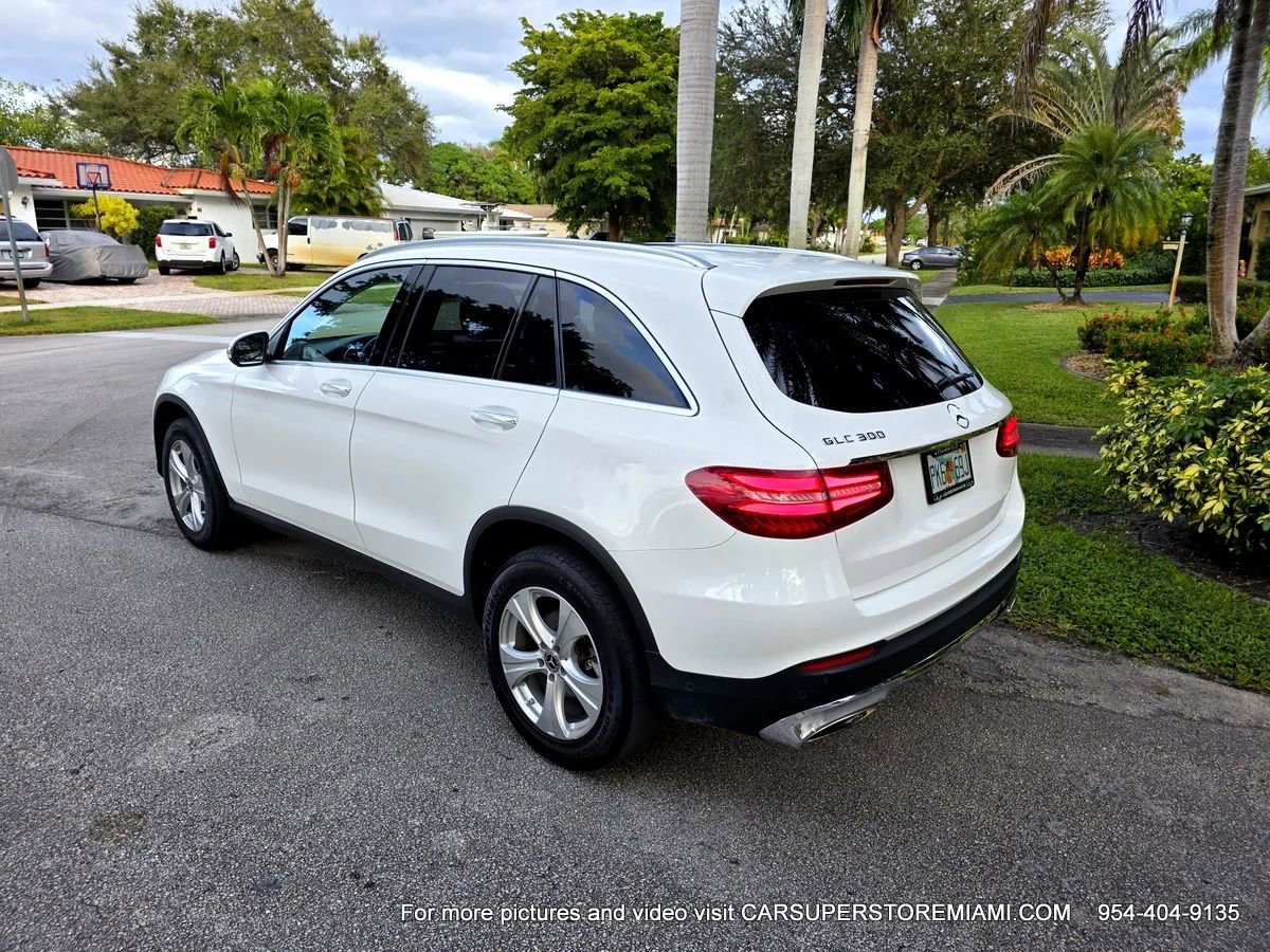 Used 2018 Mercedes-Benz GLC 300 w/ Premium Package image 64