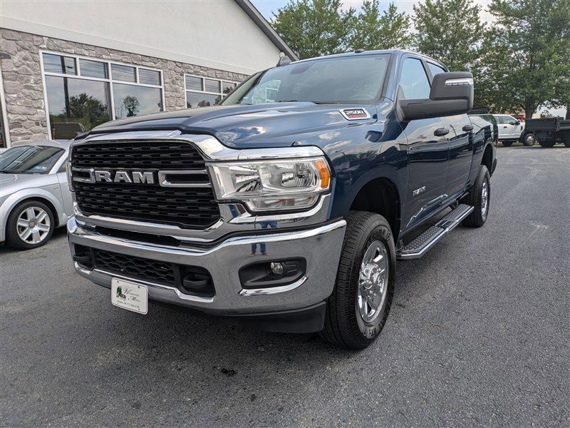 Used 2024 RAM 2500 Big Horn w/ Bed Utility Group image 2