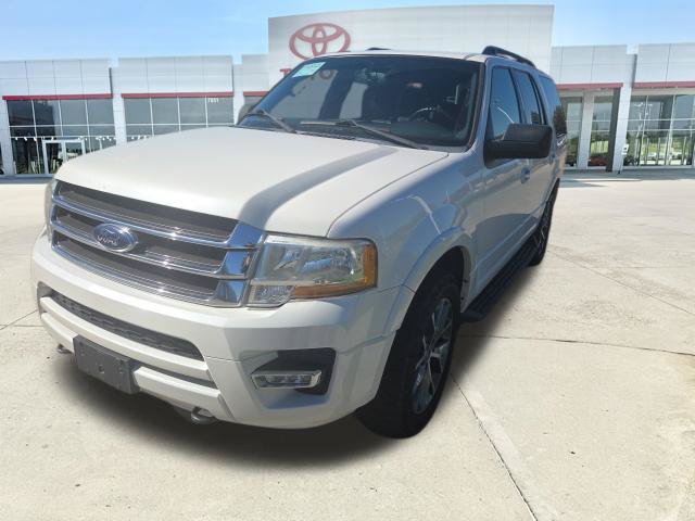 Used 2017 Ford Expedition XLT w/ Equipment Group 202A AWD/4WD image 41
