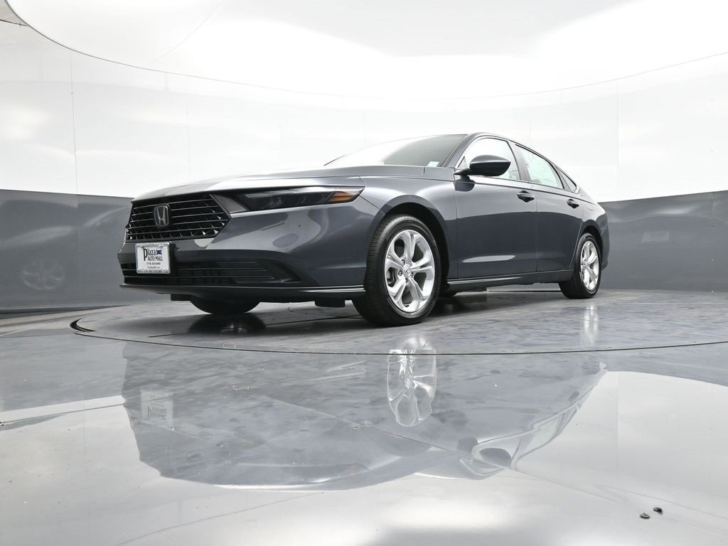 Certified 2023 Honda Accord LX image 25