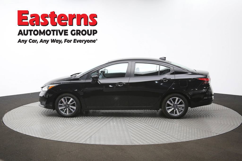 Used 2023 Nissan Versa SV image 59