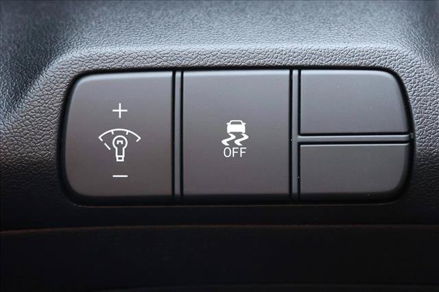 New 2026 Hyundai Elantra SEL Sport FWD image 13