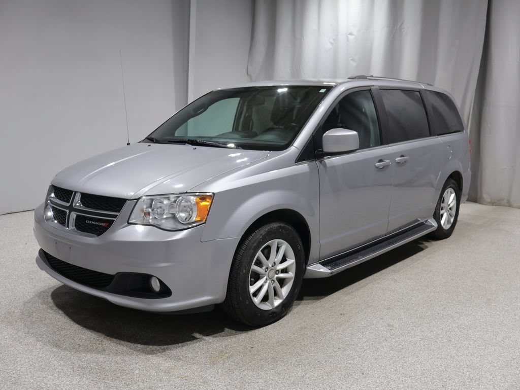 Used 2019 Dodge Grand Caravan SXT FWD image 5