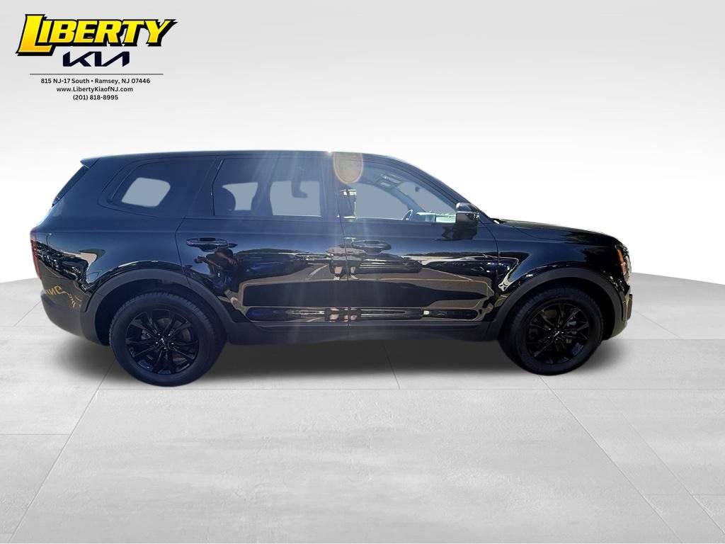 Used 2022 Kia Telluride LX AWD/4WD image 8