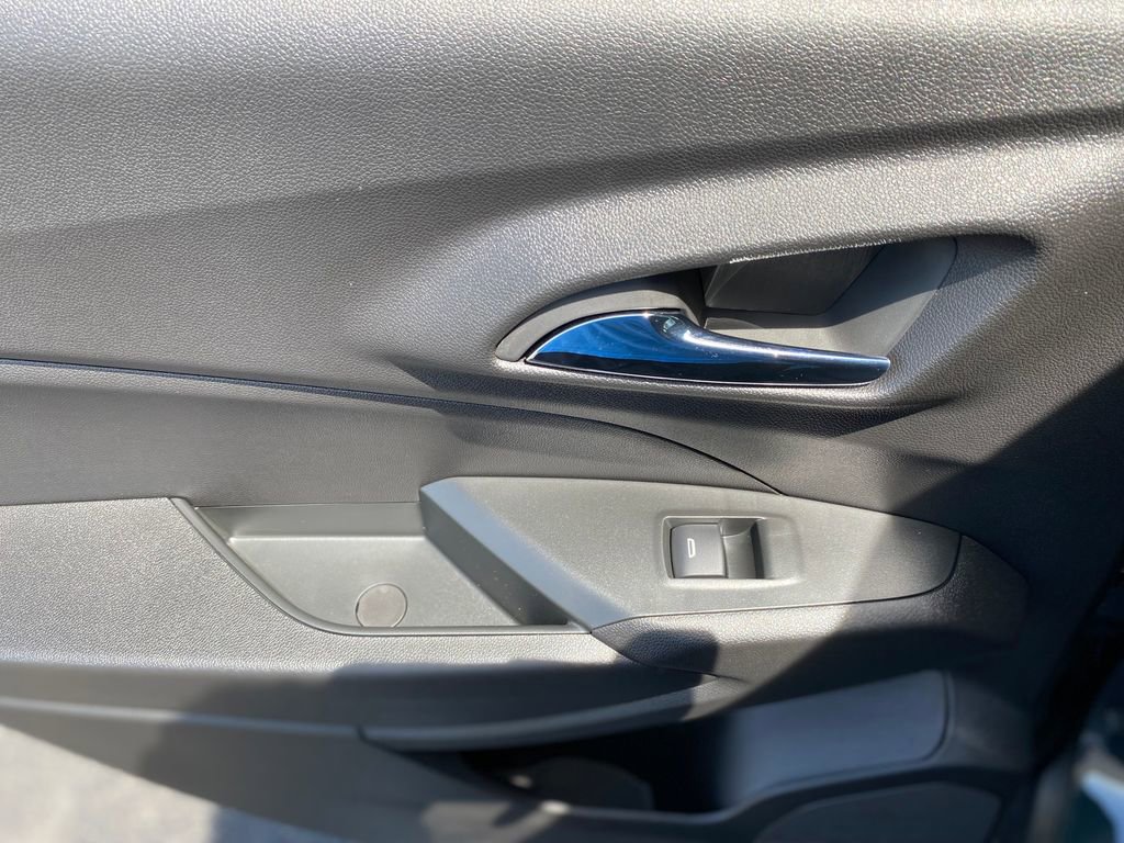 New 2026 Chevrolet Trax LT w/ Driver Confidence Package image 17