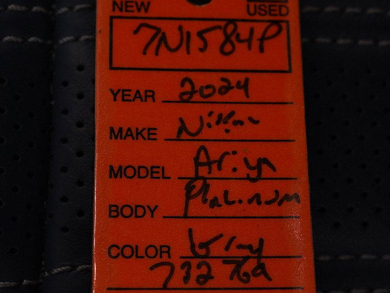 Used 2024 Nissan Ariya AWD image 31