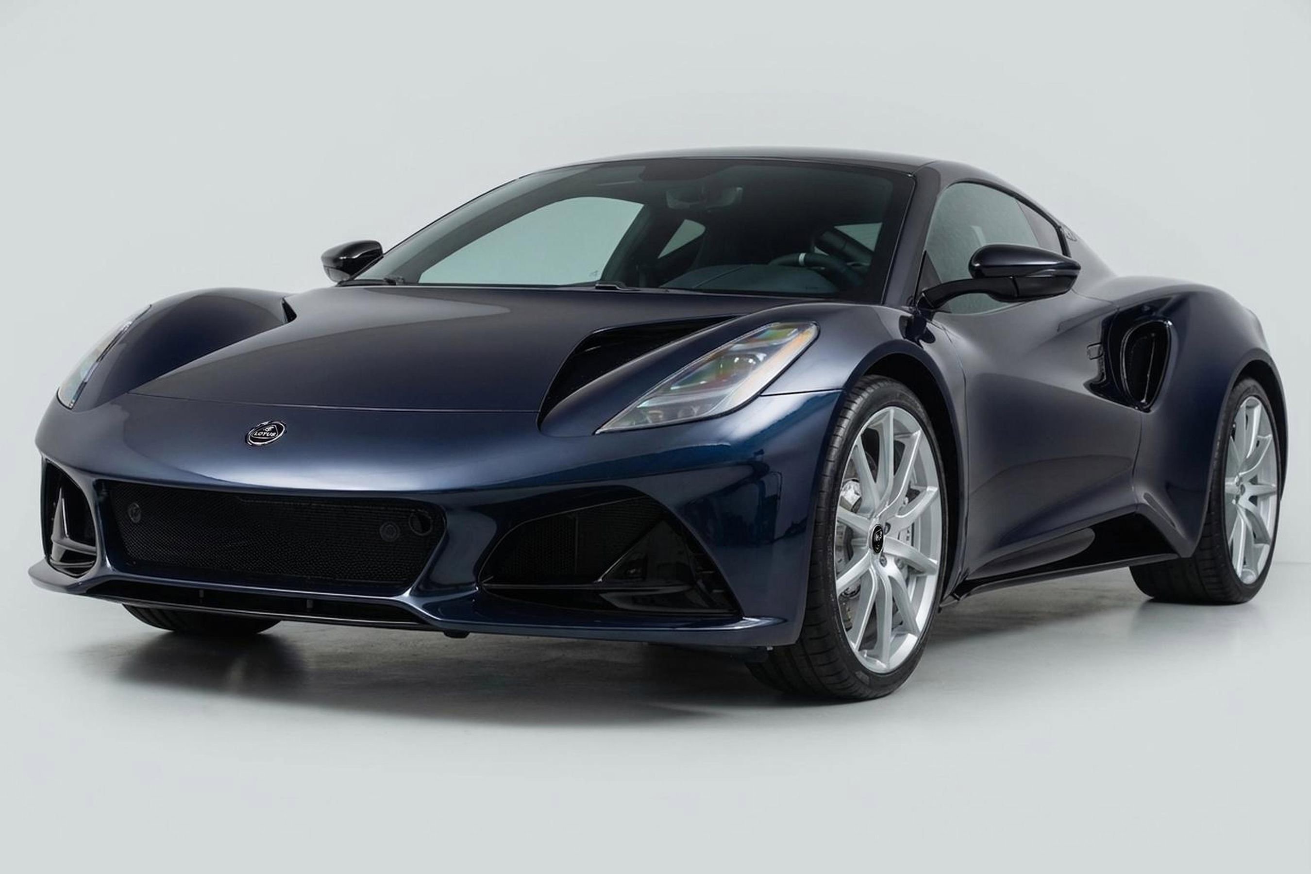 New 2025 Lotus Emira image 16