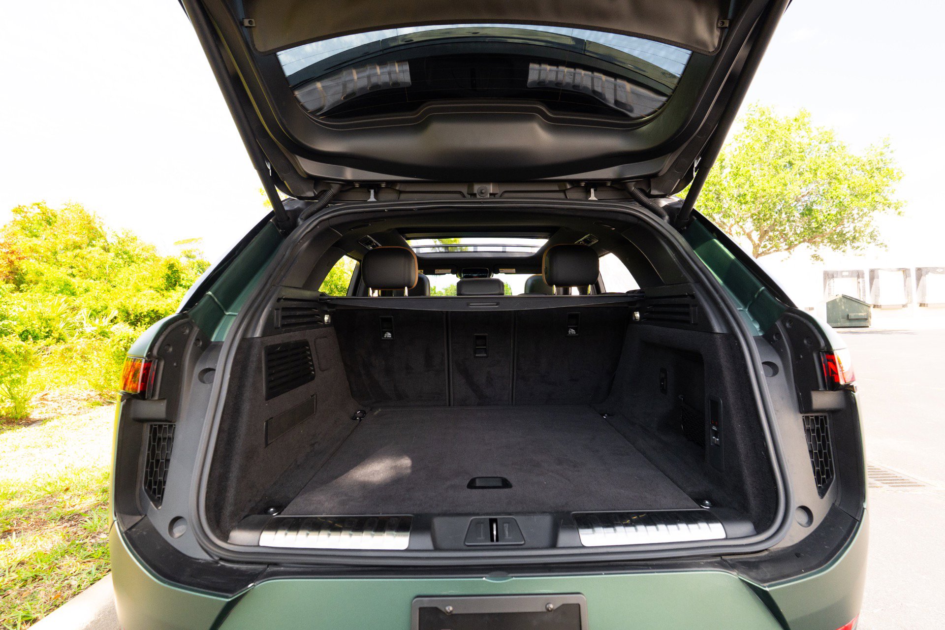 Used 2025 Land Rover Range Rover Sport Dynamic SE AWD/4WD image 75