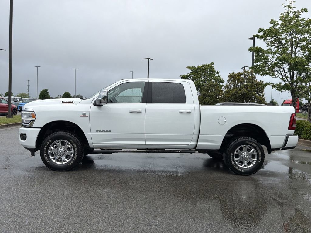 Used 2024 RAM 2500 Laramie AWD/4WD image 2