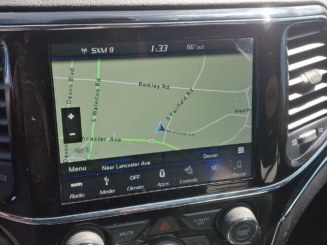 Used 2019 Jeep Grand Cherokee Limited AWD/4WD image 16