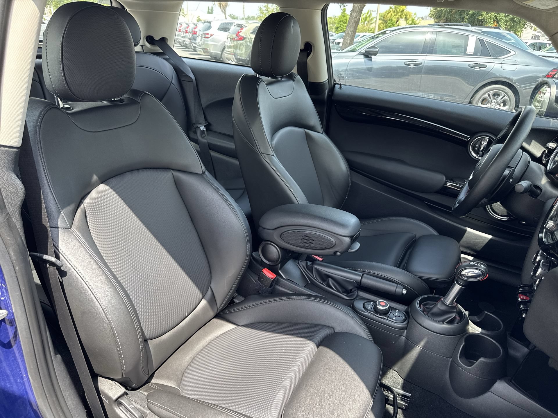 Used 2019 MINI Cooper S w/ Premium Package FWD image 12