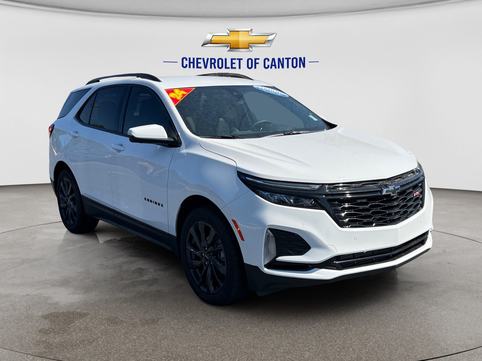 Used 2024 Chevrolet Equinox RS FWD image 3