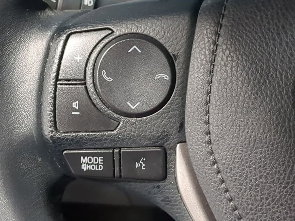 Used 2016 Toyota RAV4 Limited AWD/4WD image 28