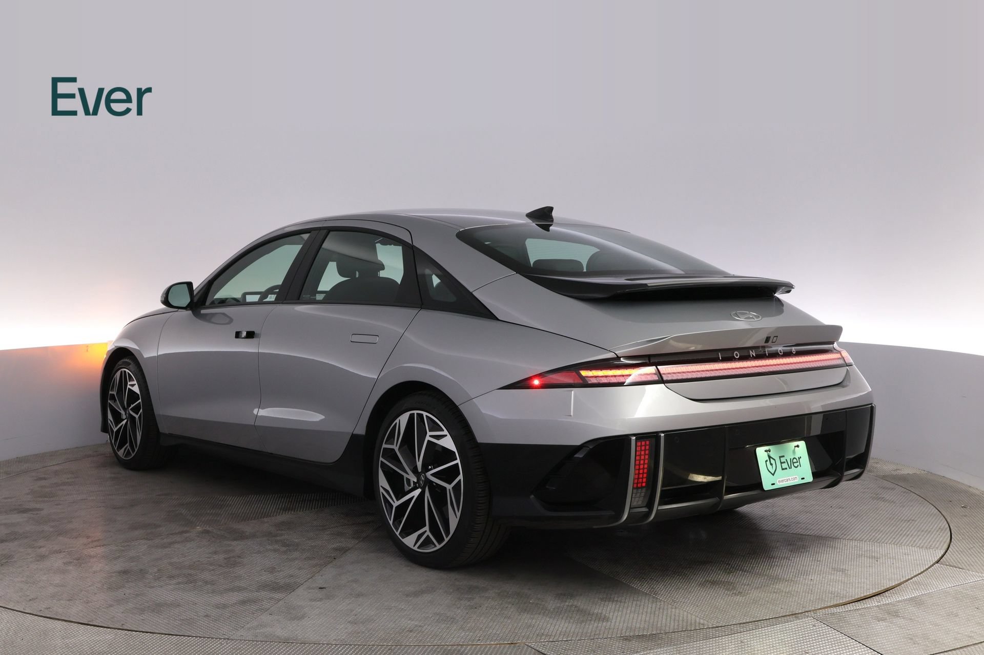 Used 2024 Hyundai Ioniq 6 SEL RWD image 17