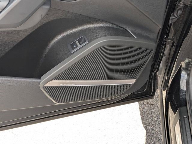 Used 2023 Audi SQ5 Premium Plus w/ Premium Plus Package AWD/4WD image 14