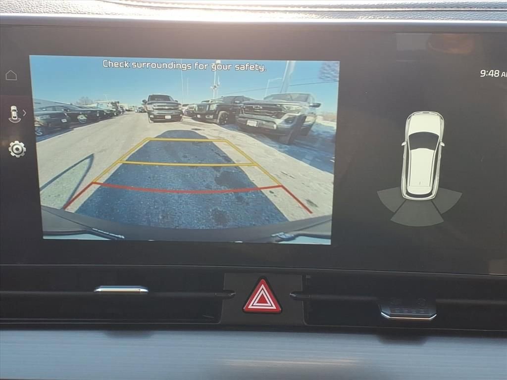 Used 2024 Kia Sportage EX image 10