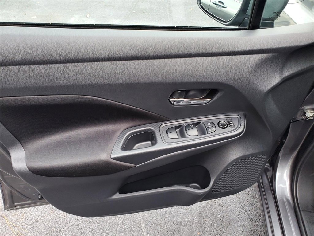 Certified 2022 Nissan Versa SV w/ Trunk Package image 17