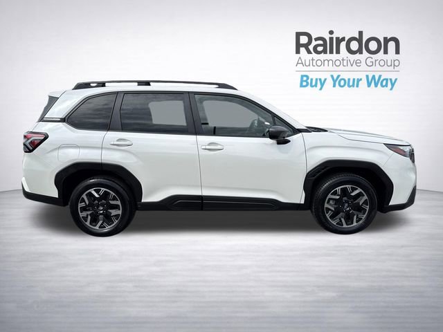 Used 2025 Subaru Forester Premium image 9