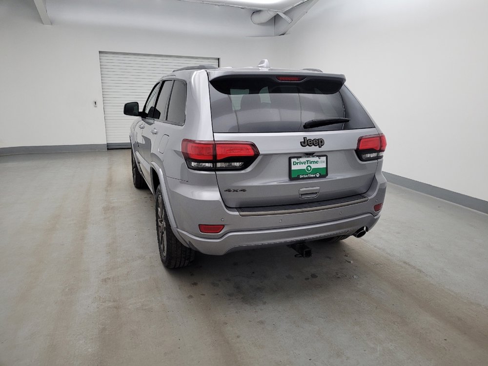 Used 2017 Jeep Grand Cherokee Limited 75th Anniversary AWD/4WD image 6