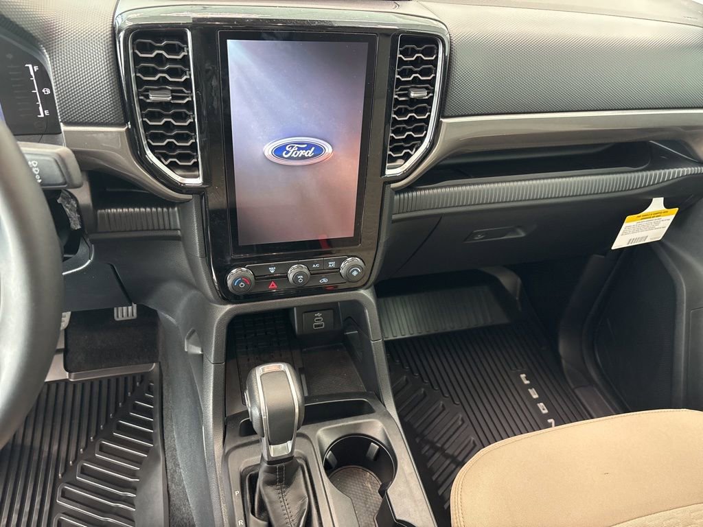 Used 2025 Ford Ranger XLT w/ FX4 Off-Road Package image 11