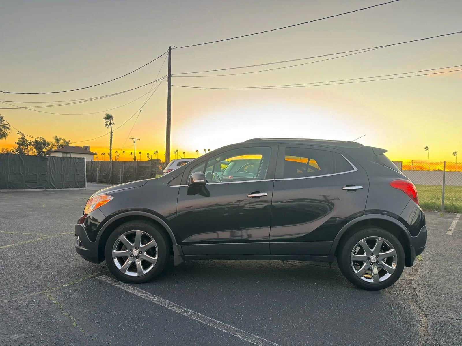 Used 2016 Buick Encore Premium w/ Experience Buick Package FWD image 3