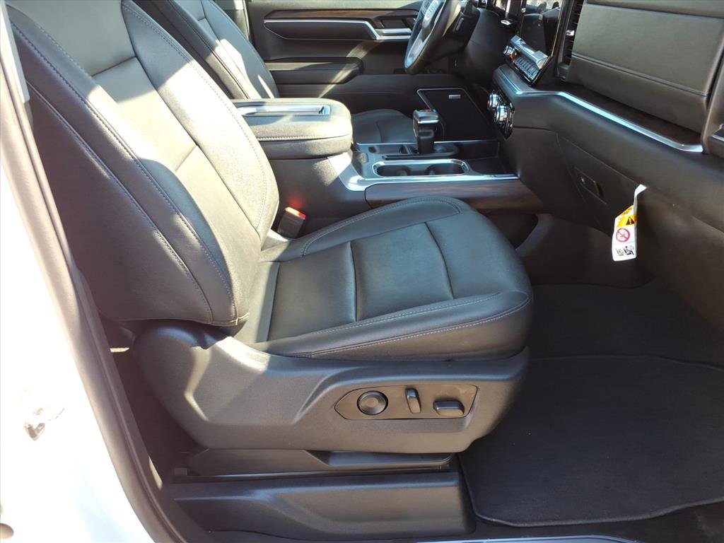 Certified 2022 GMC Sierra 1500 SLT w/ SLT Convenience Package image 10